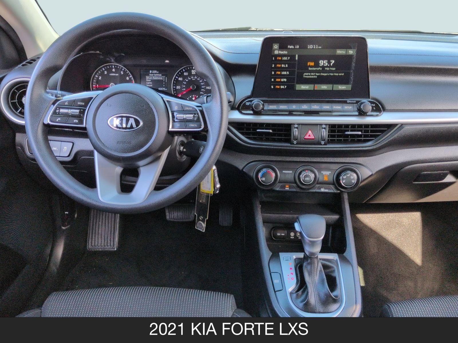 Used 2021 Kia Forte LXS image 13