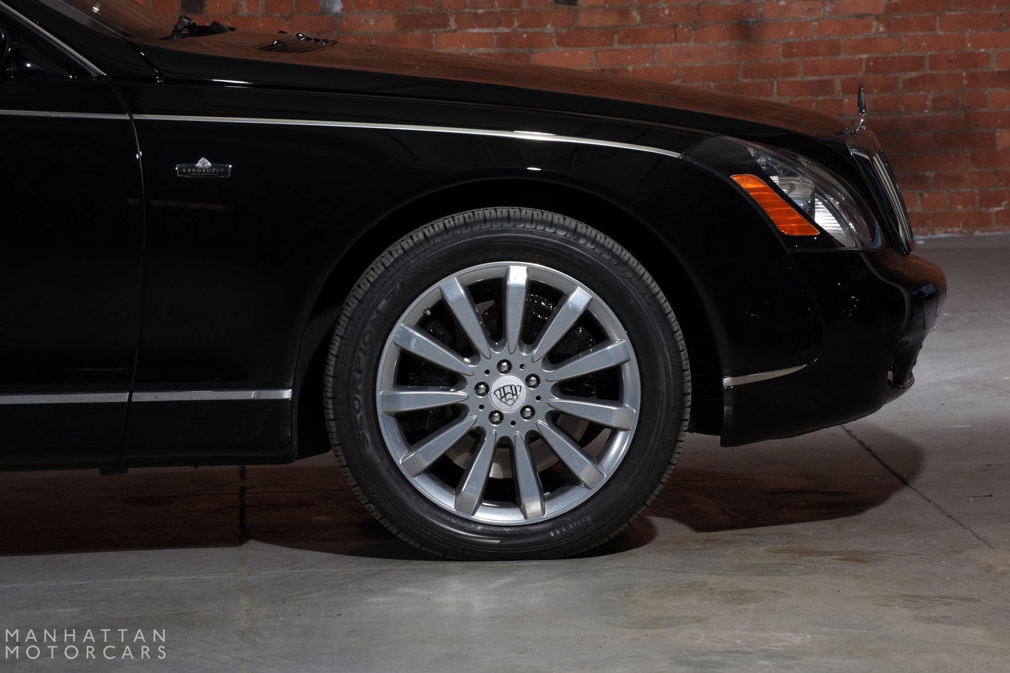 Used 2009 Maybach 62 S RWD image 10