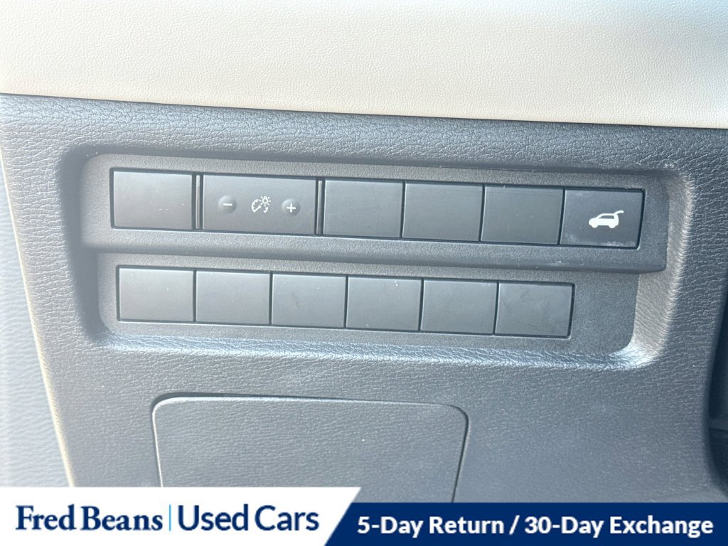 Used 2022 Mitsubishi Outlander SEL AWD/4WD image 13