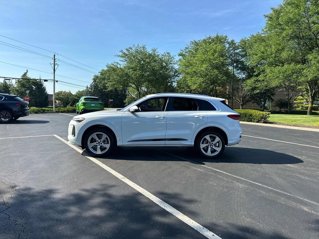 New 2025 Audi Q5 Premium Plus image 4