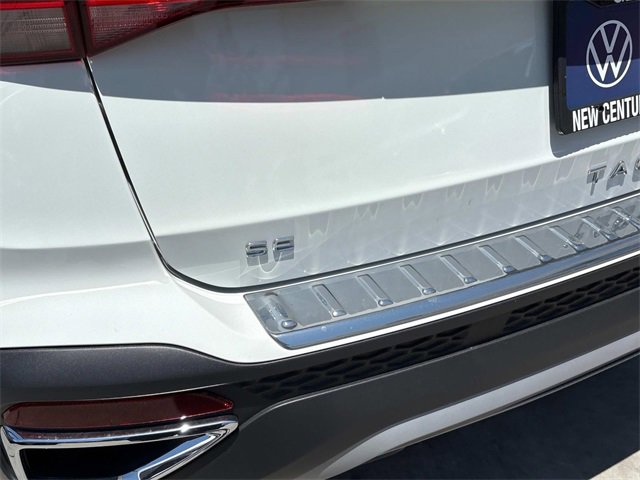 Certified 2024 Volkswagen Taos SE w/ Panoramic Sunroof Package image 20