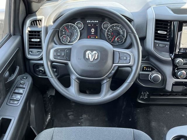 Used 2024 RAM 2500 Tradesman w/ Chrome Appearance Group image 15