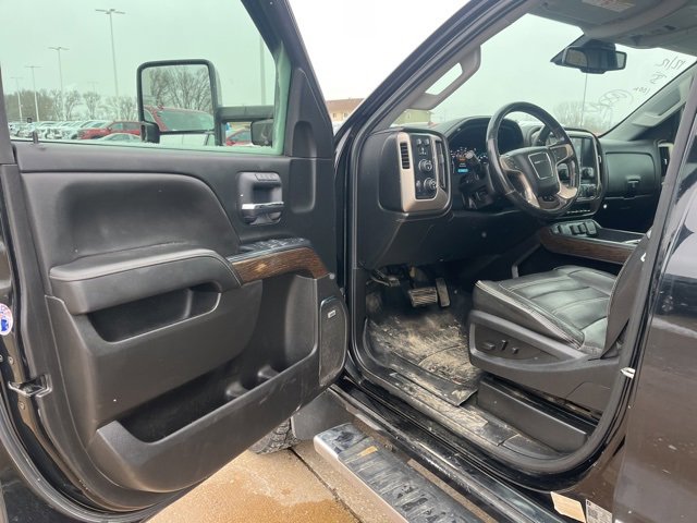 Used 2018 GMC Sierra 2500 Denali image 10