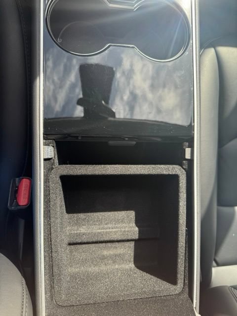 Used 2020 Tesla Model Y Long Range AWD/4WD image 25