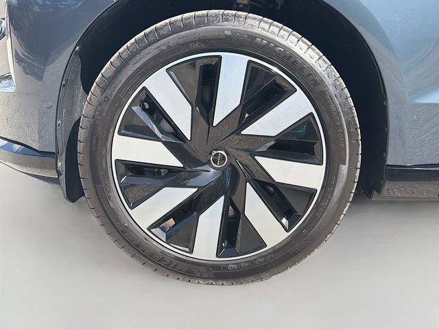 Used 2025 Volvo EX90 Ultra image 39