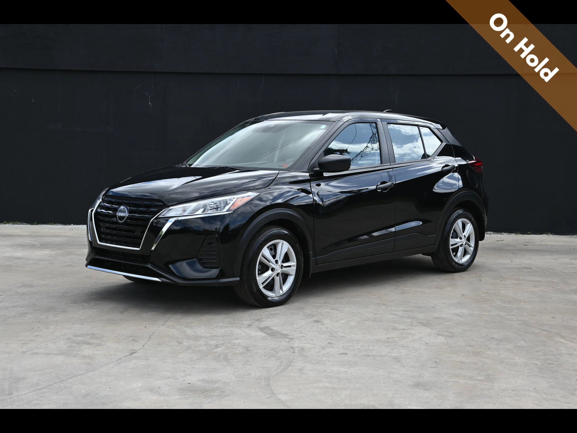 Used 2023 Nissan Kicks S