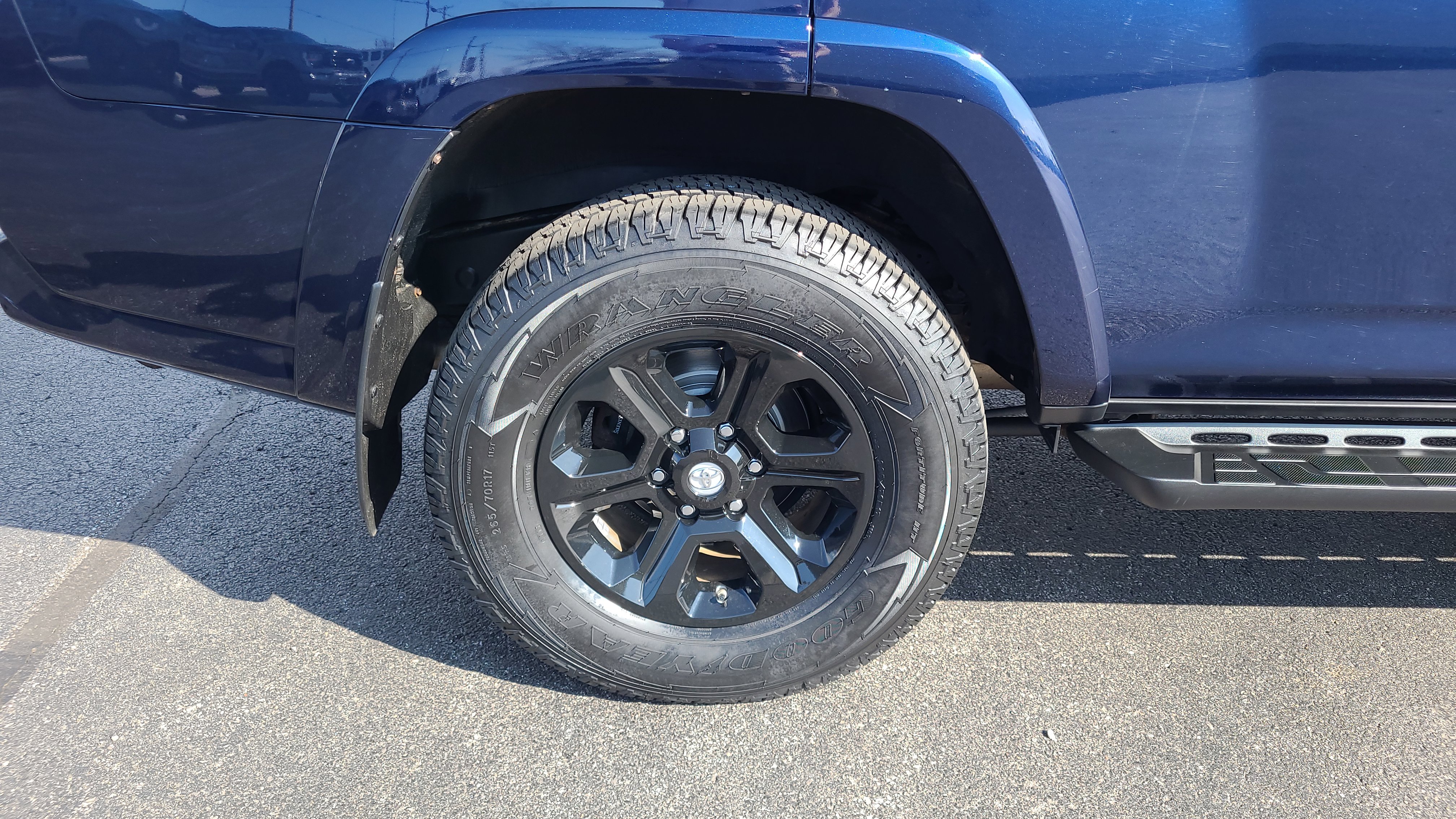 Used 2021 Toyota 4Runner SR5 image 10