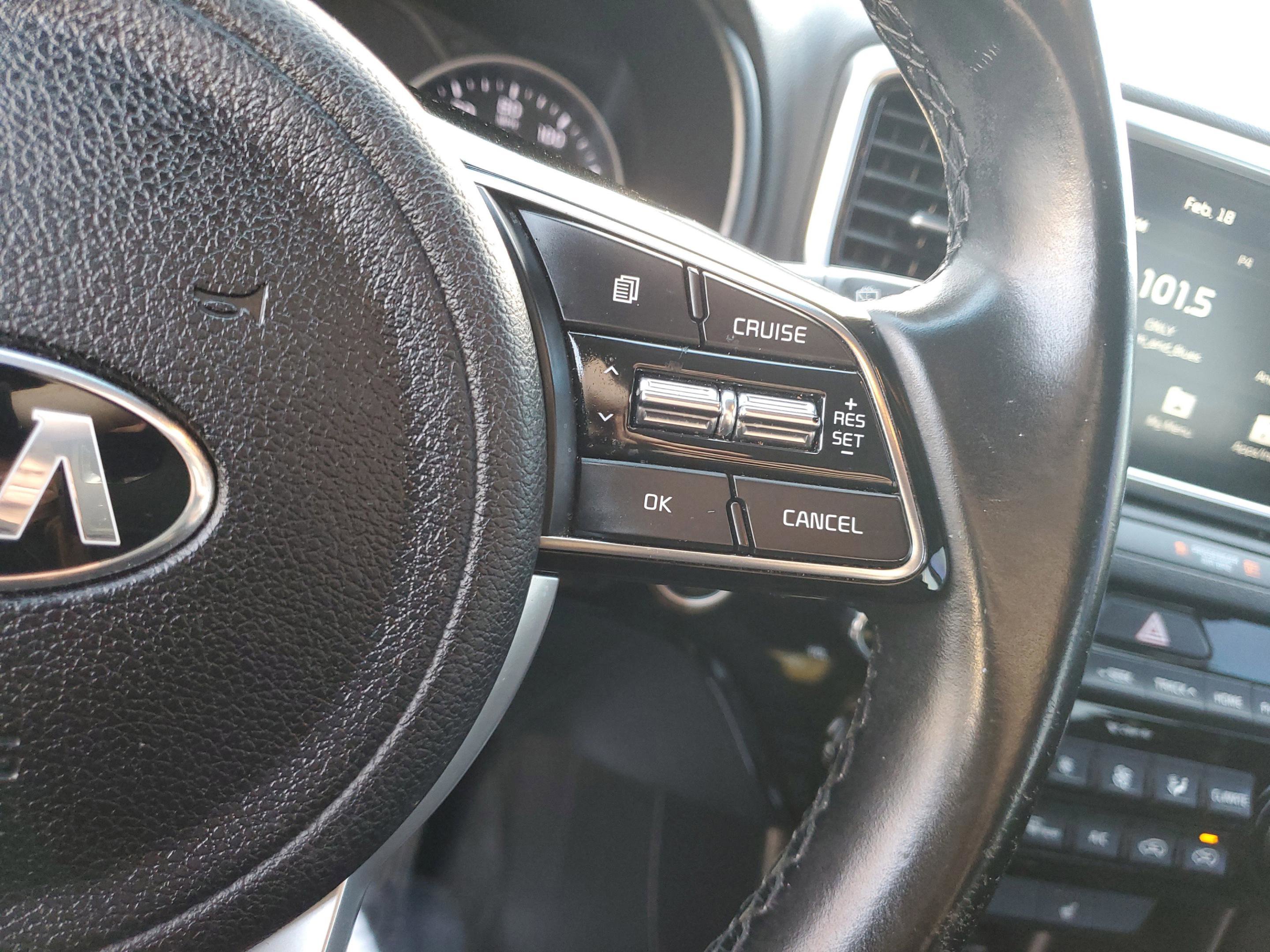 Used 2020 Kia Sportage EX image 25