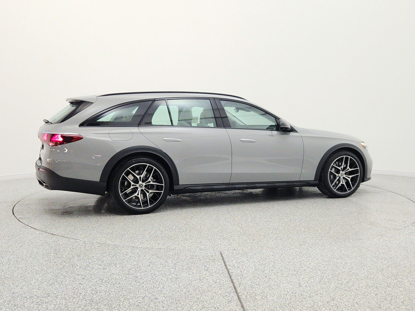 New 2026 Mercedes-Benz E 450 4MATIC All-Terrain Wagon image 5