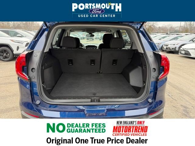 Used 2022 GMC Terrain SLE w/ Driver Convenience Package image 12