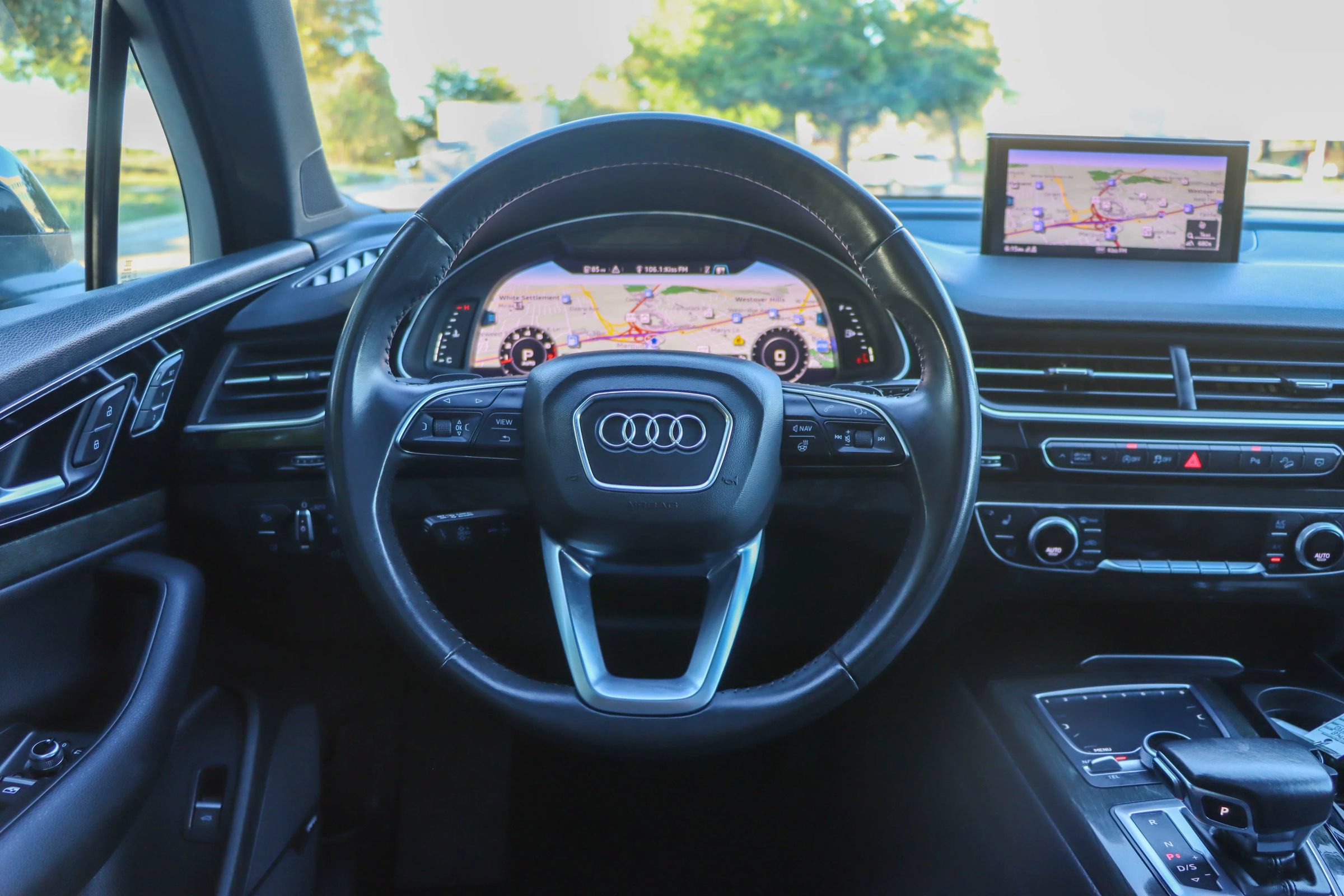 Used 2018 Audi Q7 3.0T Prestige w/ Prestige Package AWD/4WD image 32