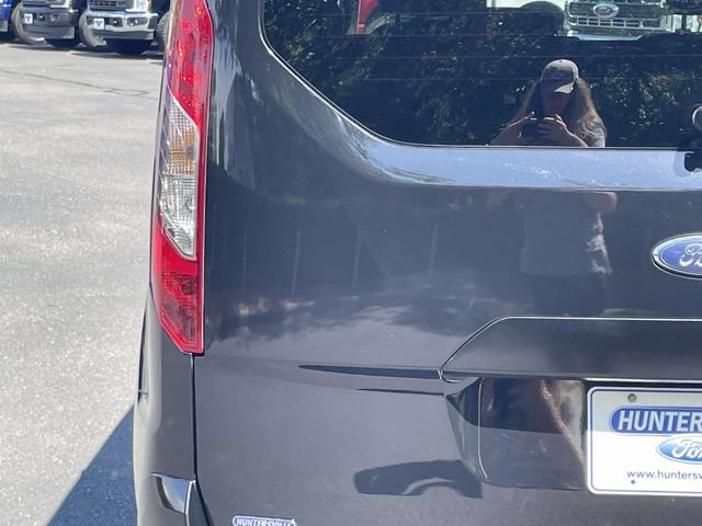 Used 2023 Ford Transit Connect XLT FWD image 29