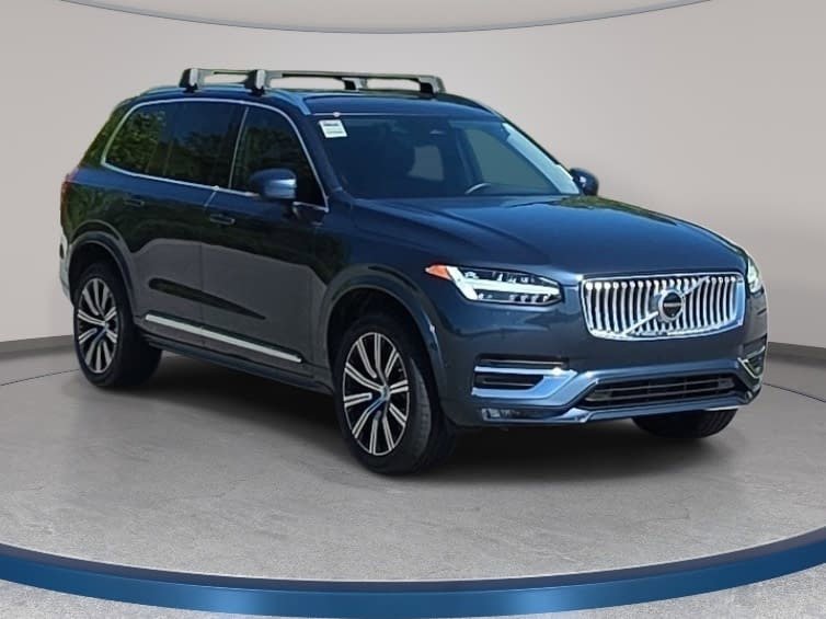 Used 2025 Volvo XC90 B6 Plus w/ Protection Package Premier AWD/4WD image 3