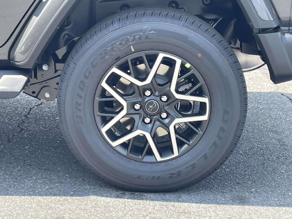 New 2027 Jeep Wrangler Unlimited Sahara AWD/4WD image 12