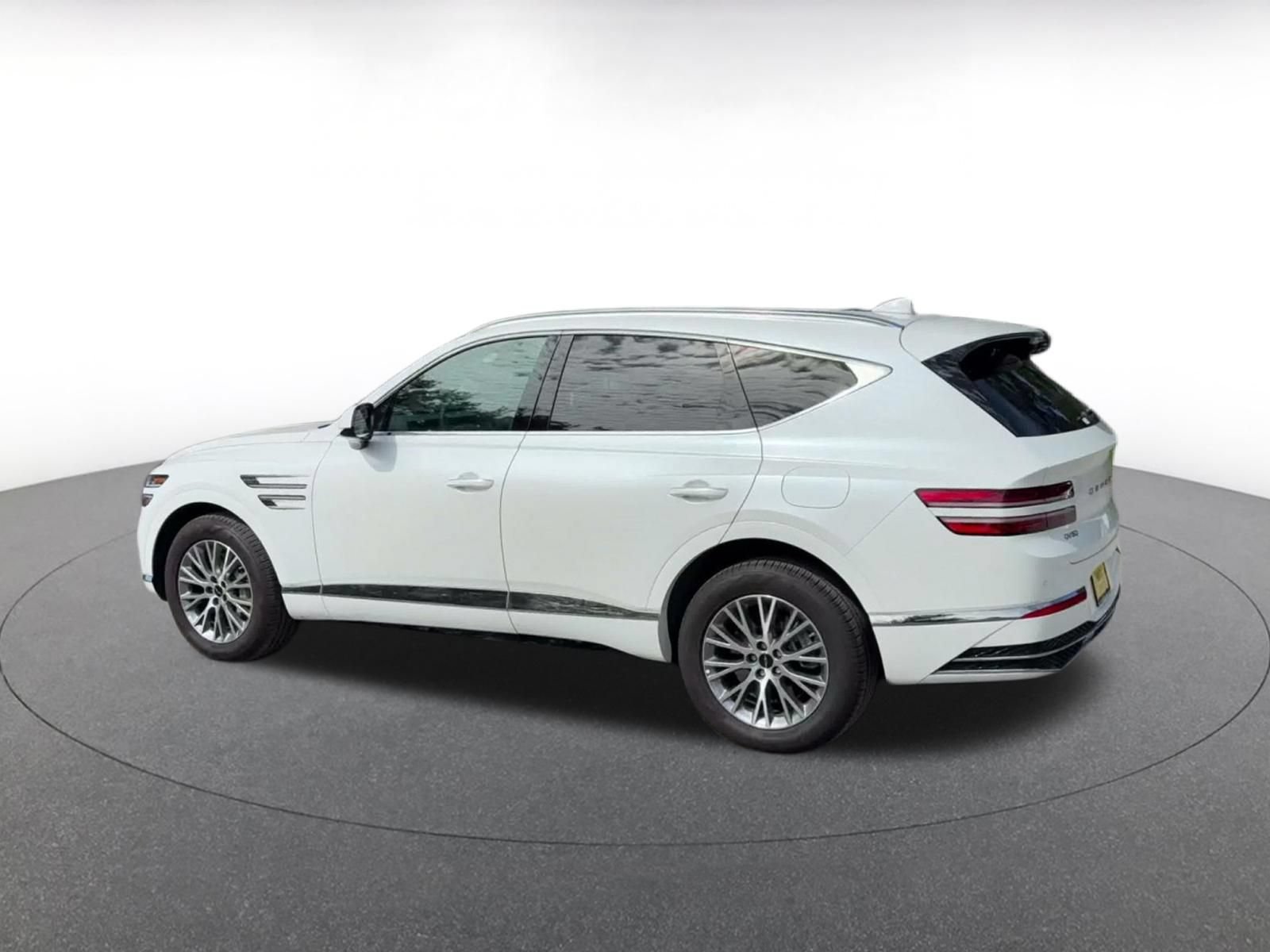 Used 2026 Genesis GV80 2.5T AWD/4WD image 10