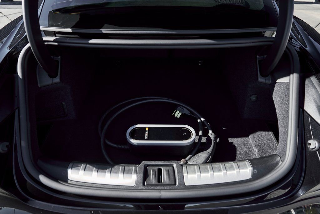 Used 2020 Porsche Taycan Turbo S image 19