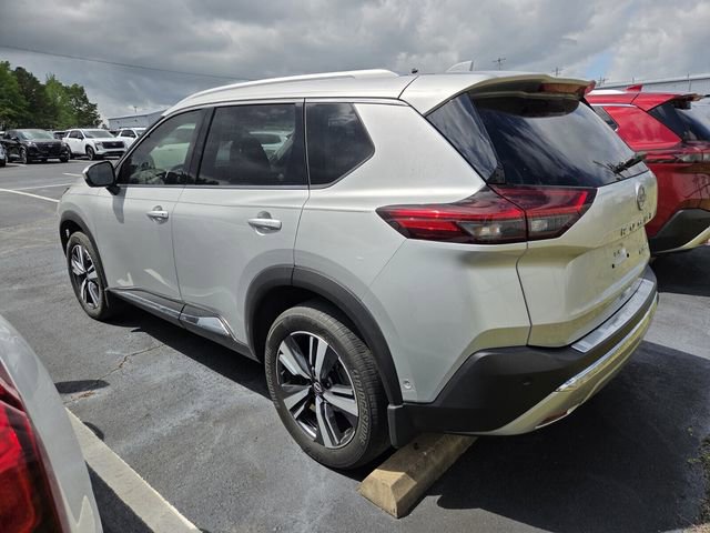 Used 2023 Nissan Rogue Platinum w/ Platinum Premium Package image 6