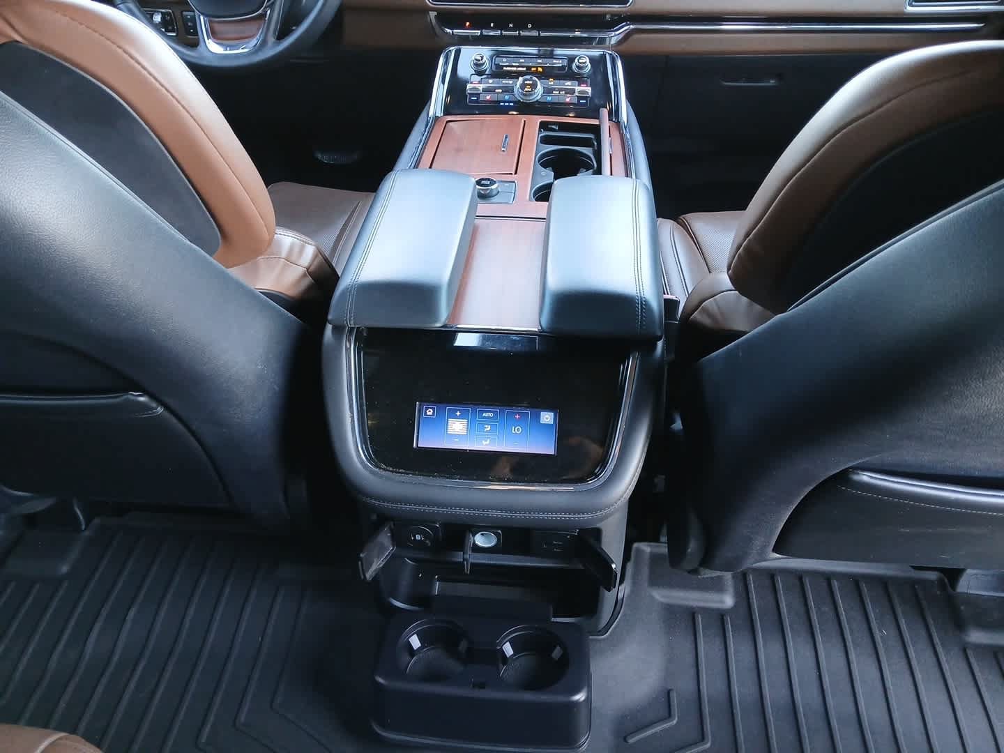 Used 2024 Lincoln Navigator Reserve AWD/4WD image 82