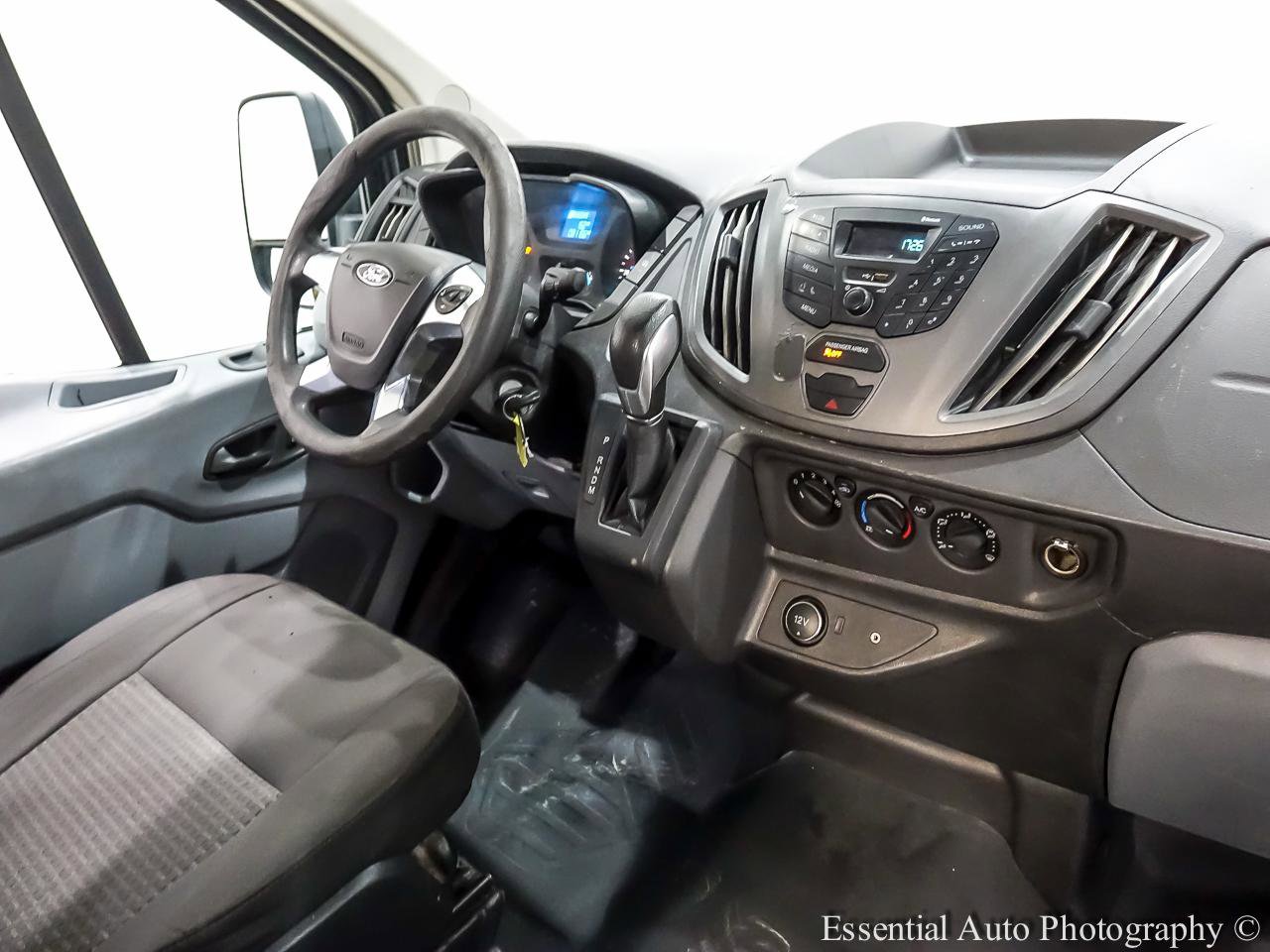 Used 2019 Ford Transit 250 148 High Roof Extended RWD image 17