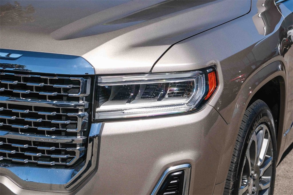 Used 2022 GMC Acadia Denali w/ Denali Ultimate Package image 11