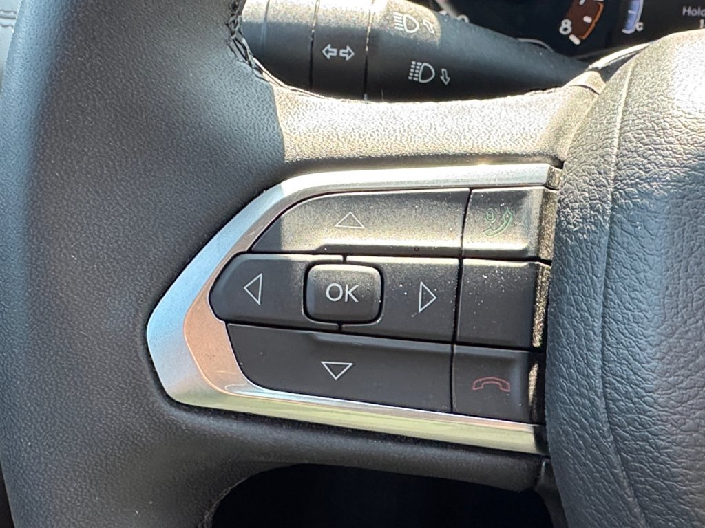 Used 2024 Jeep Compass Limited AWD/4WD image 16