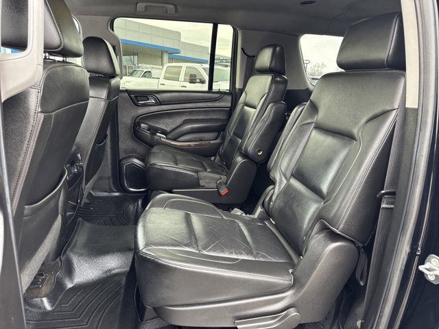 Used 2018 Chevrolet Suburban LT w/ Luxury Package image 10