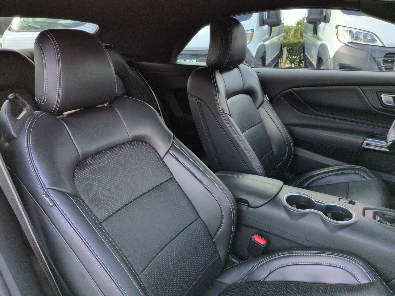 Used 2025 Ford Mustang GT Premium RWD image 14