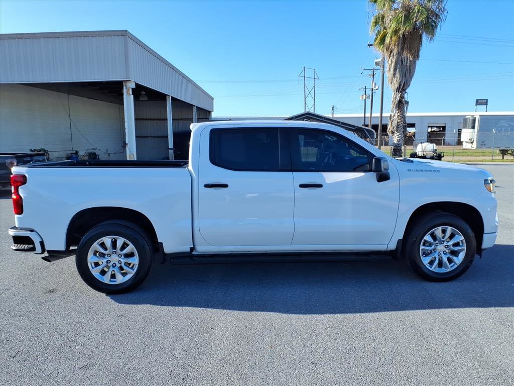 Used 2024 Chevrolet Silverado 1500 Custom image 9