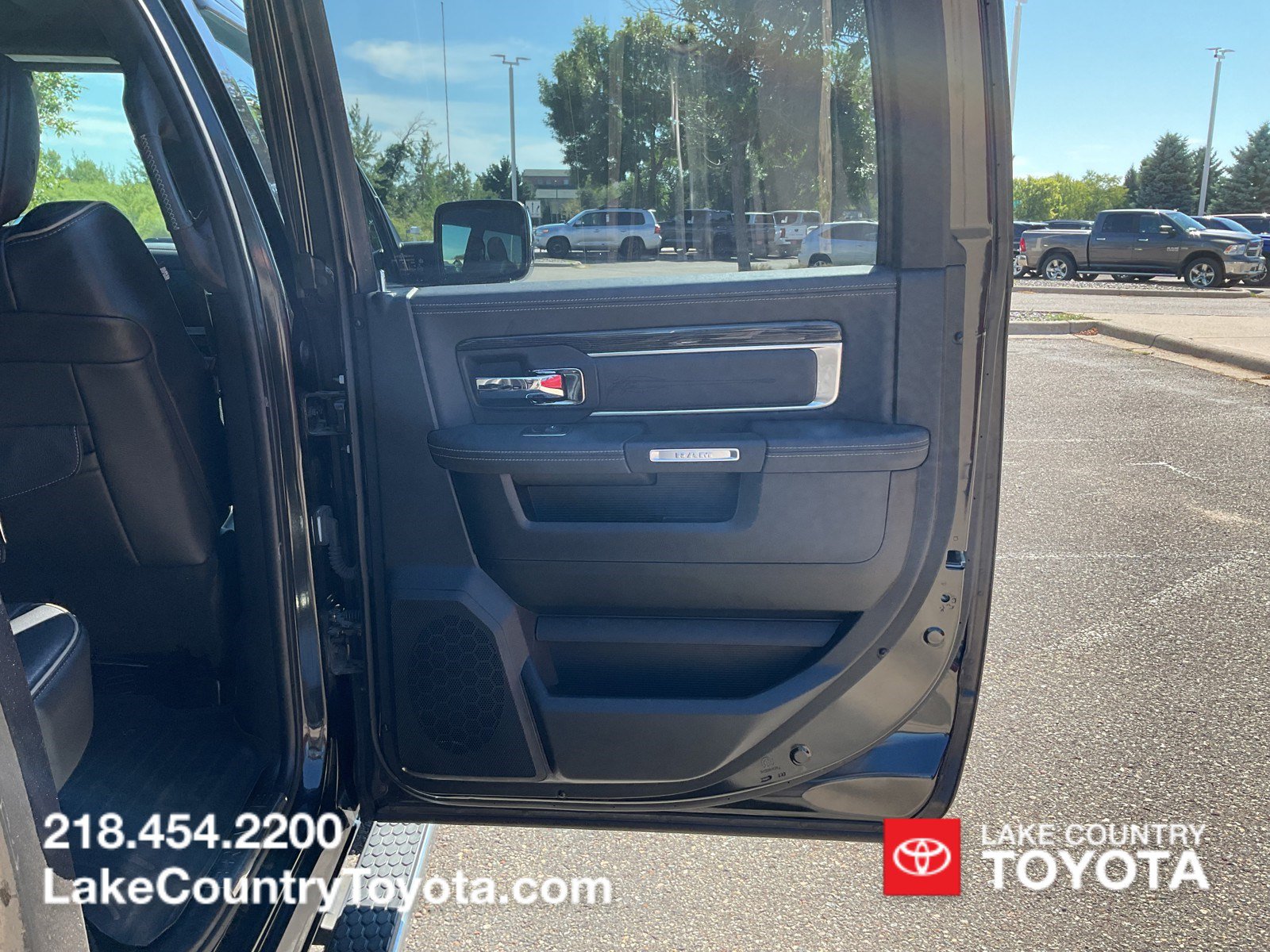 Used 2016 RAM 1500 Limited AWD/4WD image 10