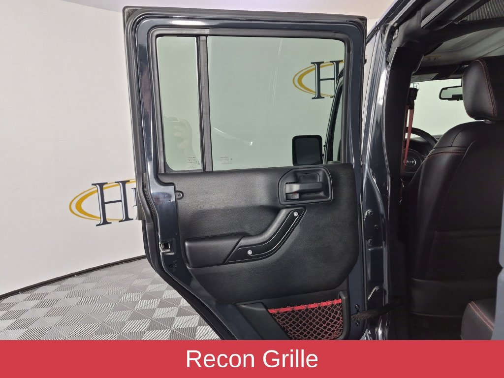 Used 2017 Jeep Wrangler Unlimited Rubicon AWD/4WD image 26
