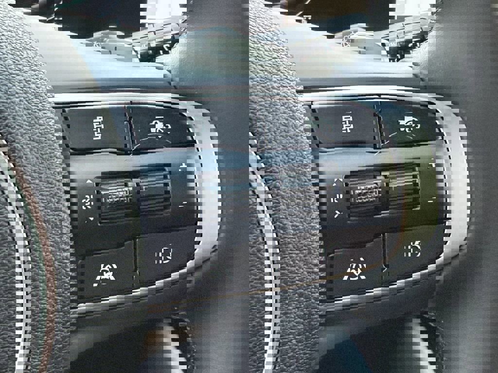 Certified 2024 Kia Sportage X-Line image 32