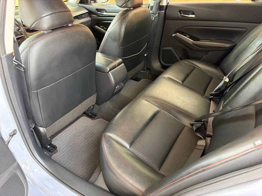 Used 2024 Nissan Altima 2.5 SR FWD image 28