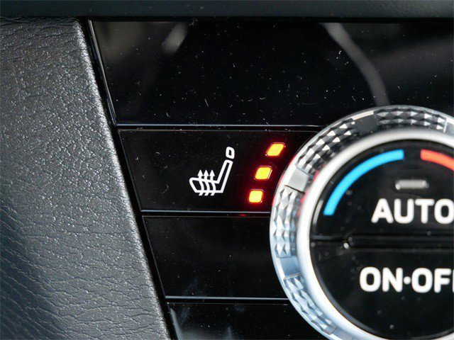 Used 2025 Mitsubishi Outlander SE image 25