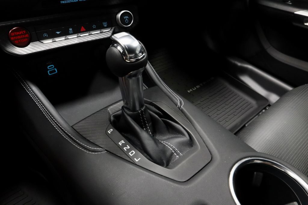 Used 2025 Ford Mustang Premium RWD image 30