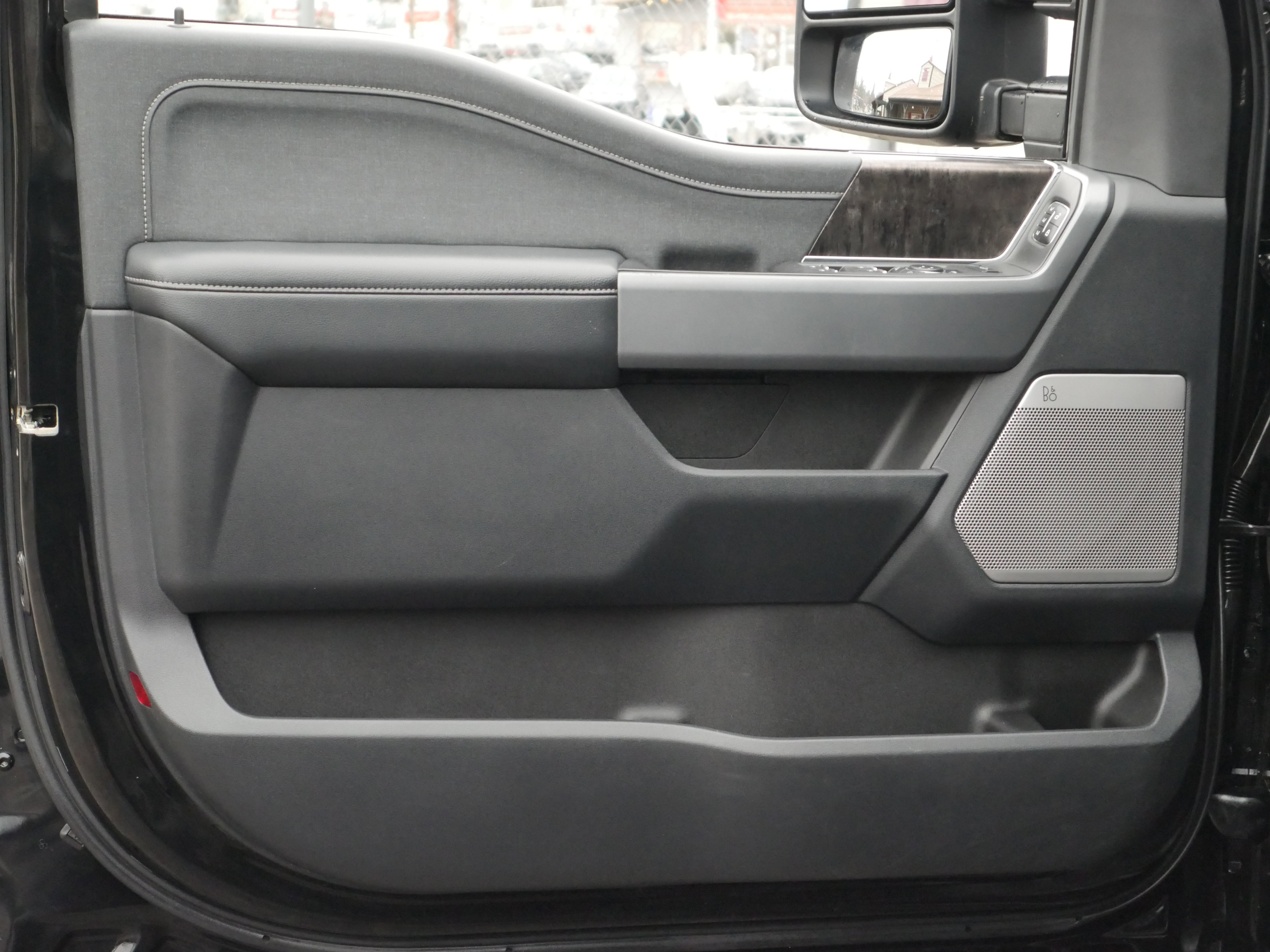 Certified 2023 Ford F350 Lariat w/ Black Appearance Package image 40