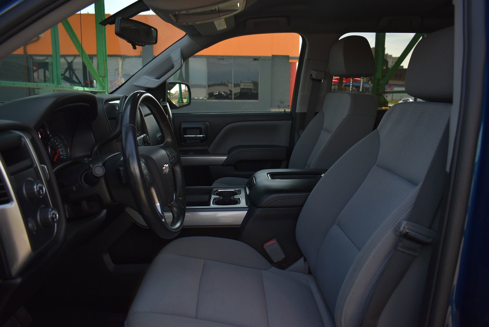 Used 2018 Chevrolet Silverado 1500 LT w/ All Star Edition AWD/4WD image 16