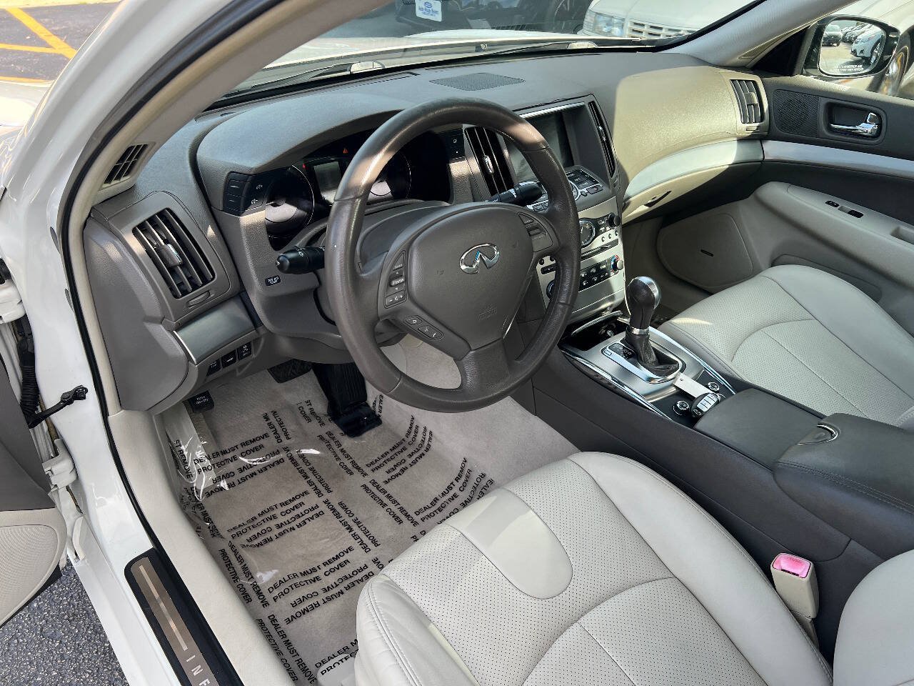Used 2011 INFINITI G37 x Sedan w/ Premium Pkg AWD/4WD image 19
