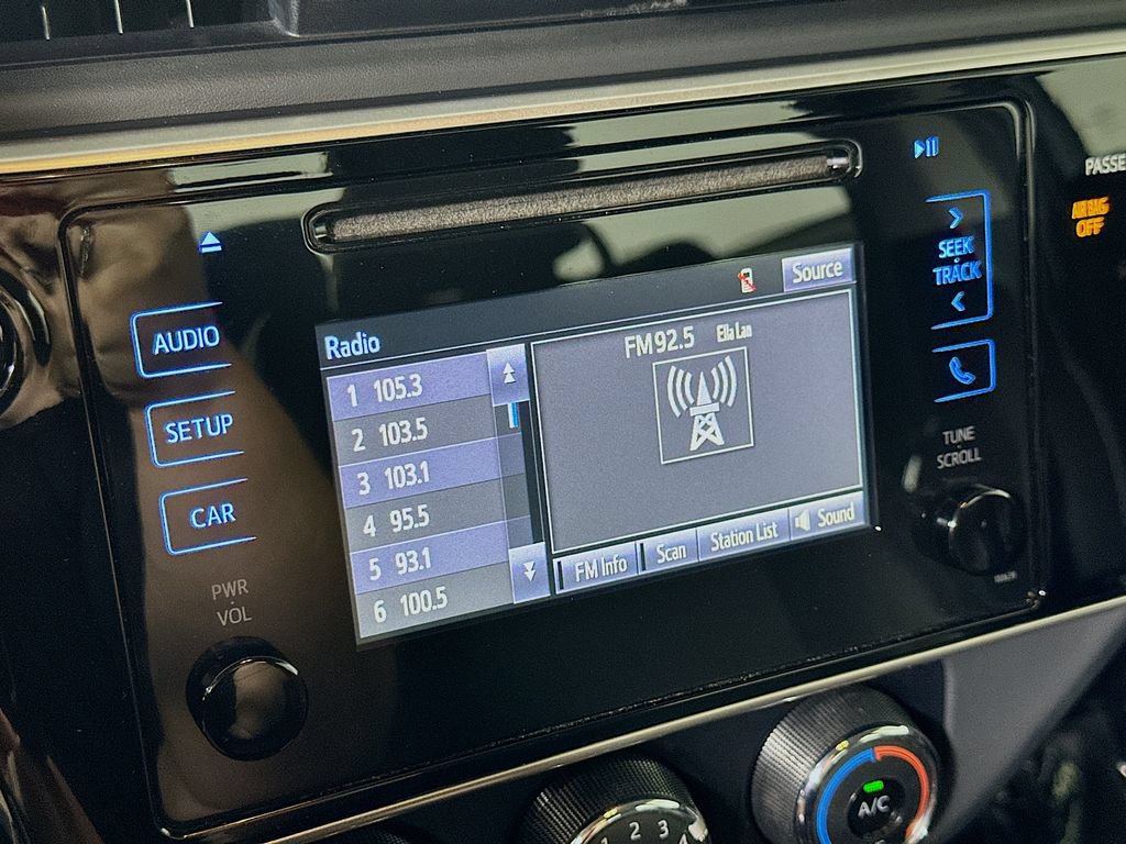 Used 2017 Toyota Corolla L FWD image 26