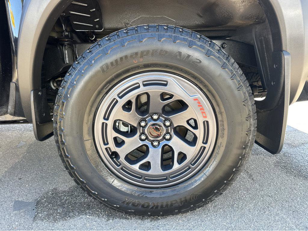 Used 2025 Nissan Frontier PRO-4X w/ Interior Protection Package image 14