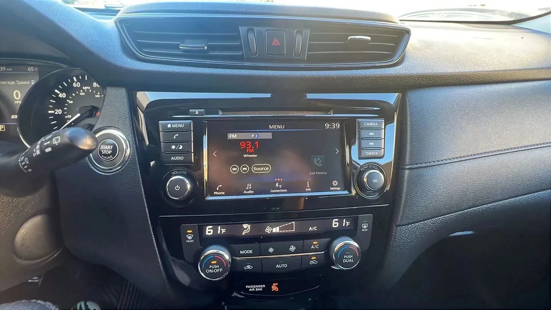 Used 2019 Nissan Rogue SV AWD/4WD image 17