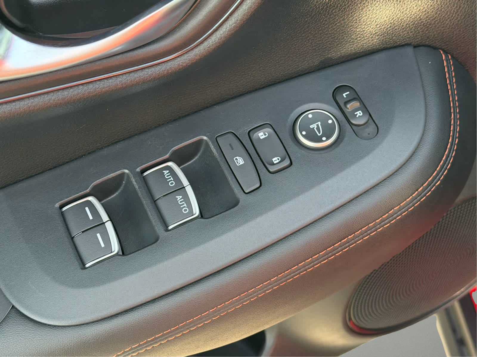 Used 2024 Honda HR-V Sport image 8