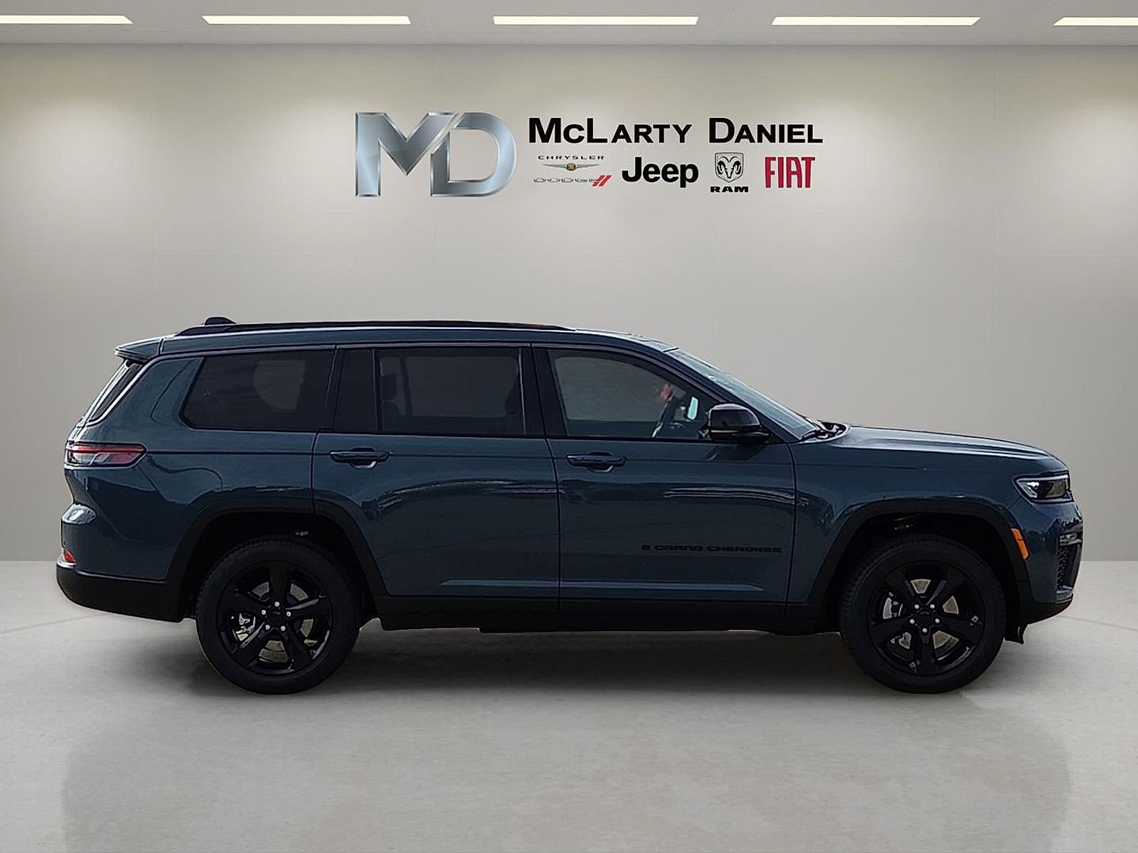 New 2026 Jeep Grand Cherokee L Limited image 6