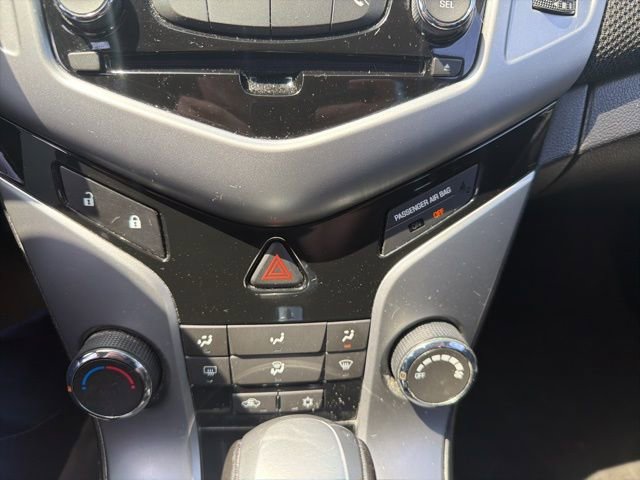 Used 2013 Chevrolet Cruze LT w/ RS Package image 16