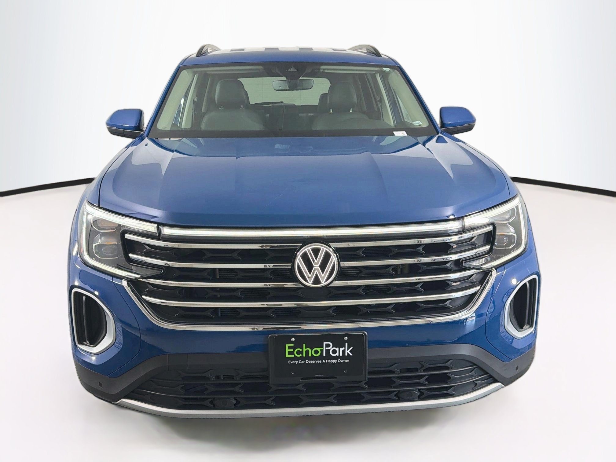 Used 2026 Volkswagen Atlas SE FWD image 2