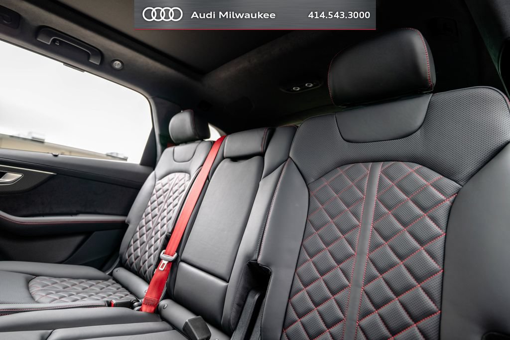New 2026 Audi SQ7 Prestige AWD/4WD image 45