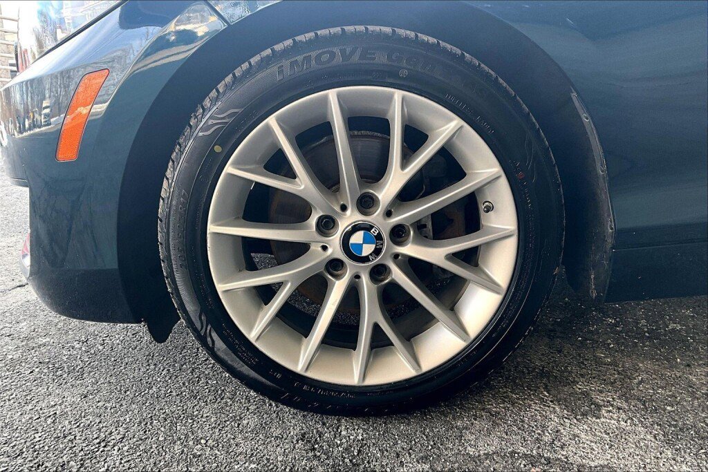 Used 2015 BMW 228i xDrive Coupe image 16