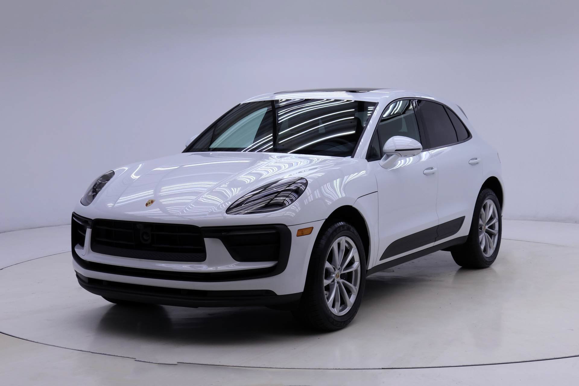 Used 2025 Porsche Macan