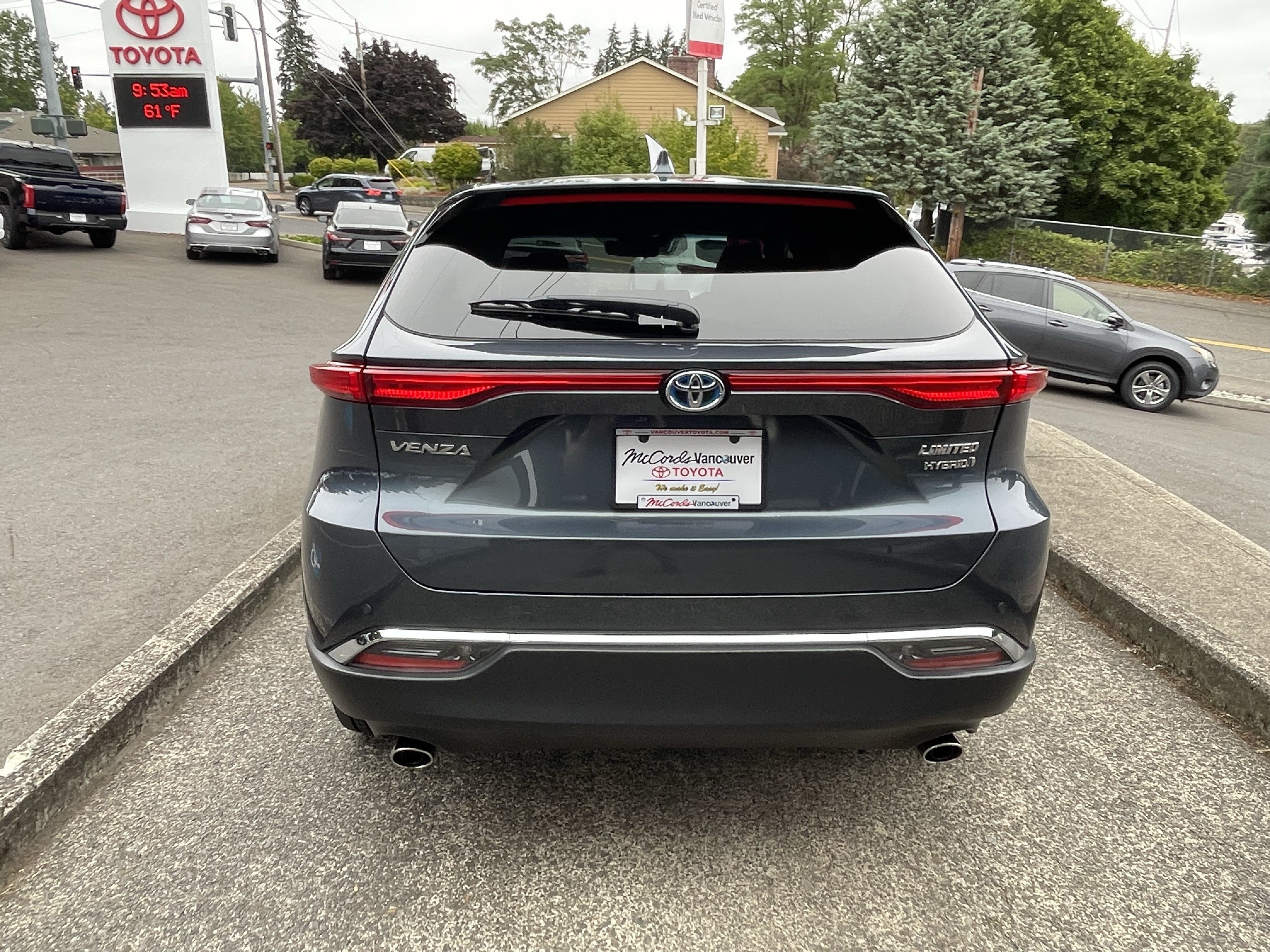 Certified 2021 Toyota Venza Limited w/ Advanced Technology Package AWD/4WD image 6