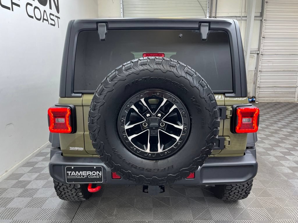 Used 2025 Jeep Wrangler Unlimited Rubicon w/ XTREMEE 35" Tire Package AWD/4WD image 10