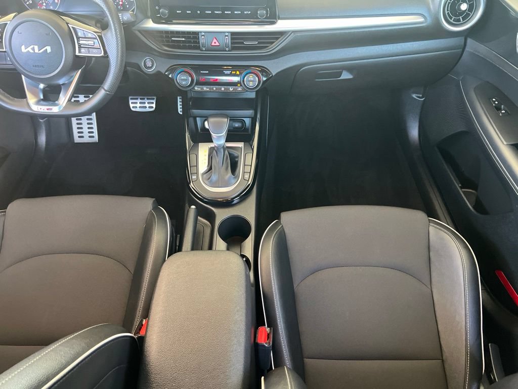 Certified 2022 Kia Forte GT-Line FWD image 16